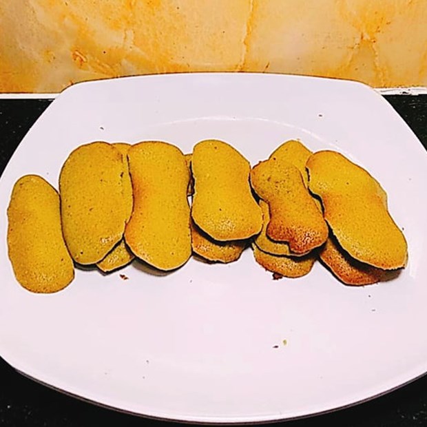 2 cách làm bánh lưỡi mèo bằng nồi chiên không dầu giòn rụm thơm phức
