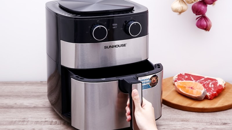 Nồi chi&ecirc;n kh&ocirc;ng dầu Sunhouse SHD4026