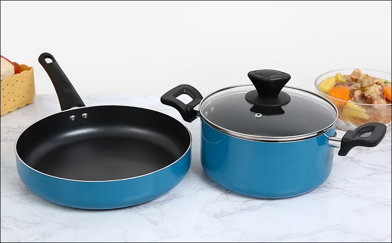 Bộ nồi chảo nh&ocirc;m 2 c&aacute;i của Hommy