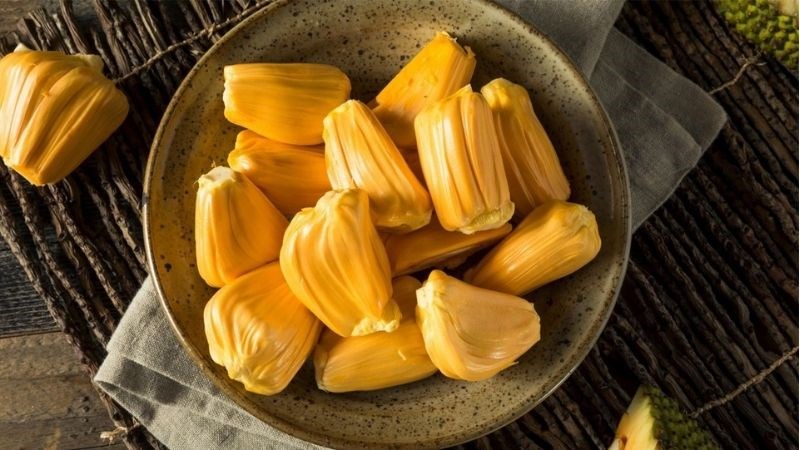 Quan s&aacute;t m&uacute;i m&iacute;t