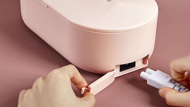 Những lưu &yacute; khi vệ sinh hộp cơm h&acirc;m n&oacute;ng 