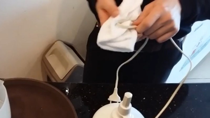 Vệ sinh c&aacute;c bộ phận kh&aacute;c