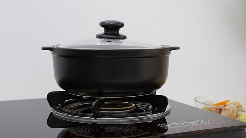 Nồi đất 1 l&iacute;t Dong Hwa Tucbeghi G702