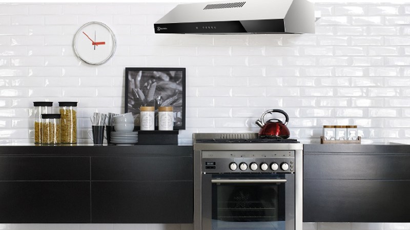 M&aacute;y h&uacute;t m&ugrave;i &acirc;m tủ Electrolux ERF726SBA