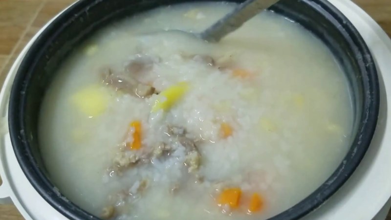 Ưu đi&ecirc;̉m Nấu ch&aacute;o thịt bằm bằng nồi cơm điện