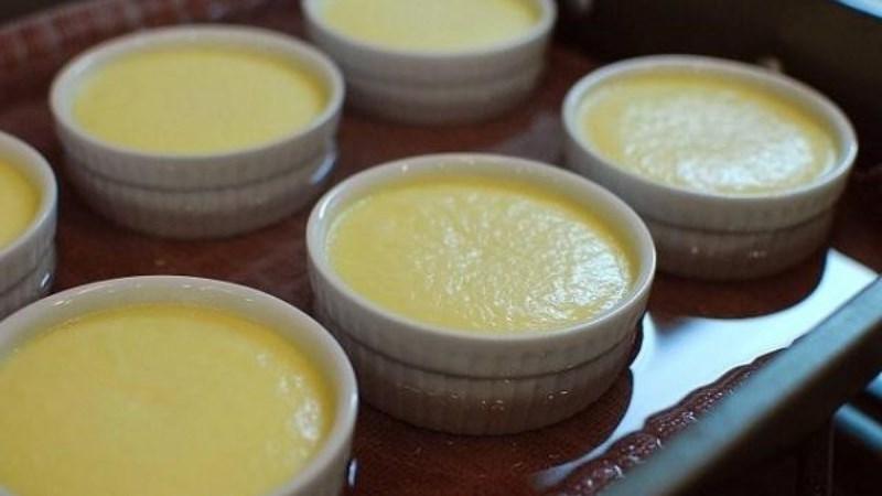 Ưu điểm l&agrave;m b&aacute;nh flan bằng l&ograve; nướng
