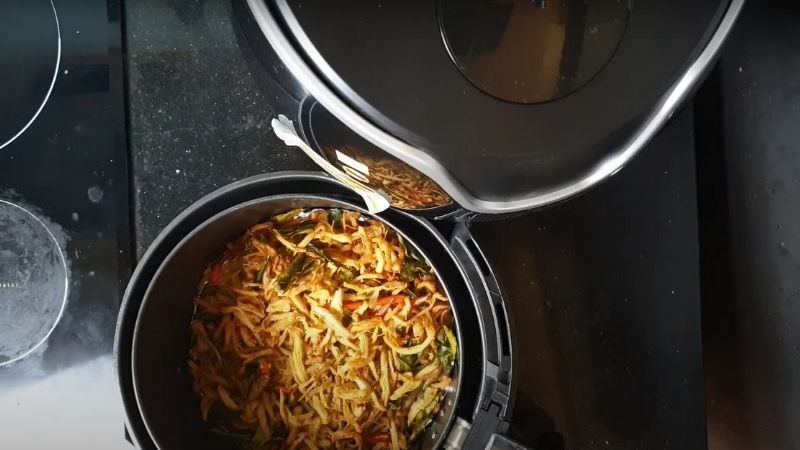 Ưu điểm l&agrave;m kh&ocirc; g&agrave; bằng nồi chi&ecirc;n kh&ocirc;ng dầu