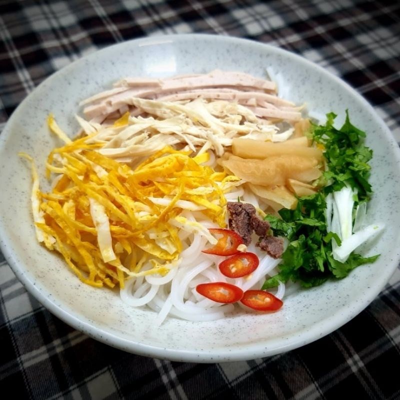 Bước 3 Hoàn thiện bún thang Bún thang