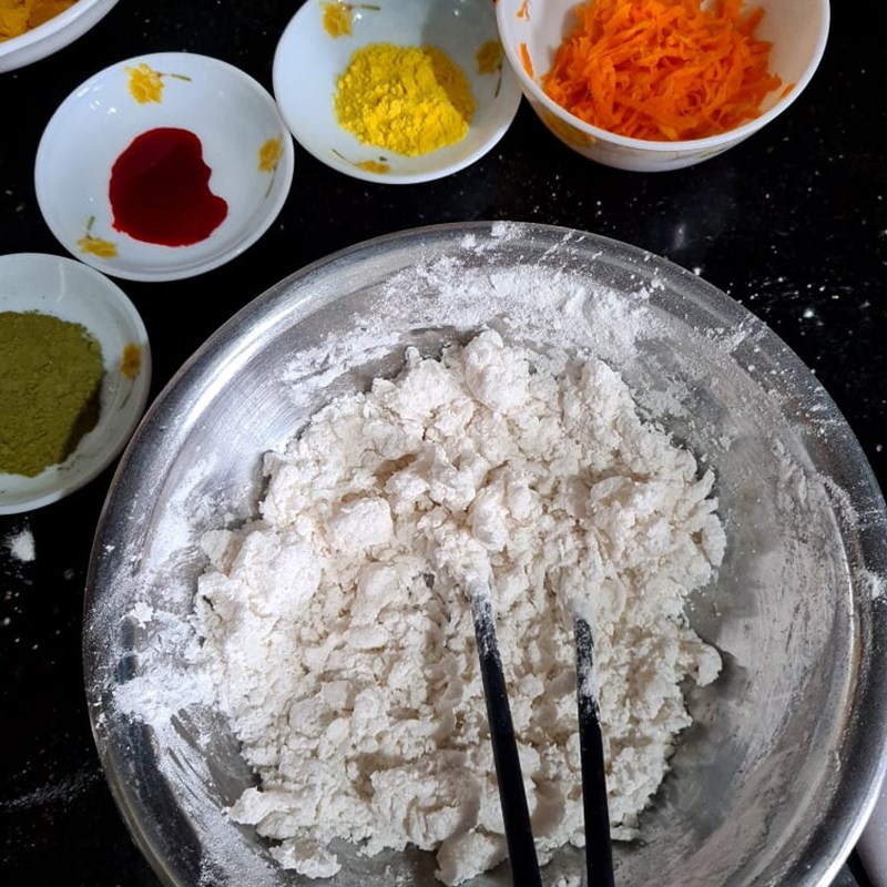 Bước 1 Làm bột bánh Há cảo thủy tinh hình hoa pha lê