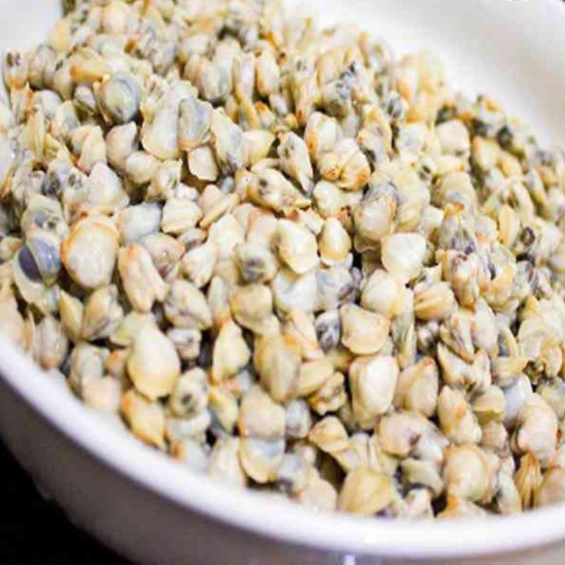 Bước 1 Sơ chế hến Cơm chiên hến