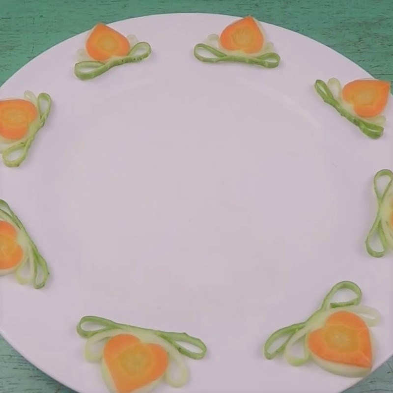 Bước 5 Thành phẩm Trang trí món ăn bằng trái tim cà rốt