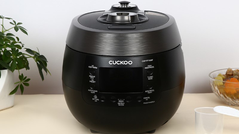Nồi cơm &aacute;p suất điện tử Cuckoo 1.8 l&iacute;t CRP-RT1008F/BKTSVNCV 