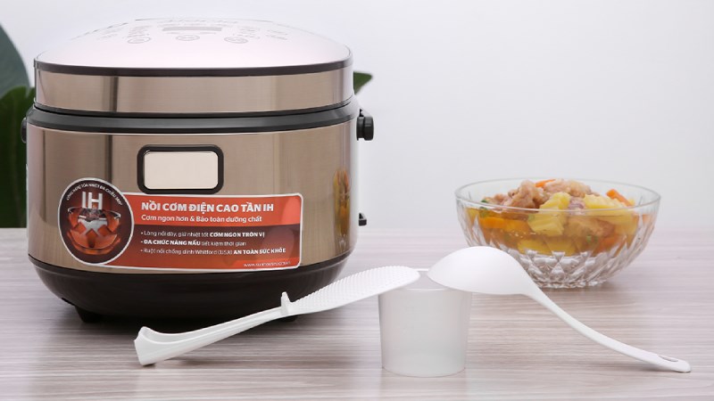 N&ocirc;̀i cơm đi&ecirc;̣n cao tần Sunhouse Mama 1.5 l&iacute;t SHD8955