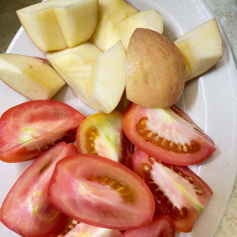 Bước 1 Sơ chế nguyên liệu Nước ép cà chua táo