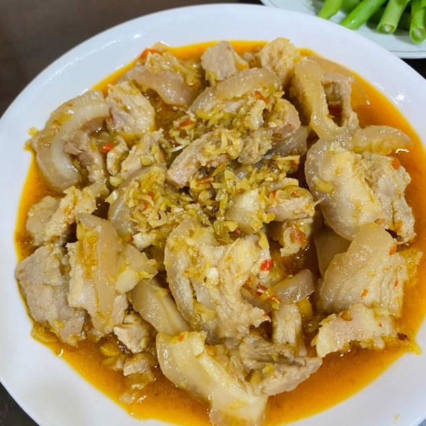 Thịt heo kho sả