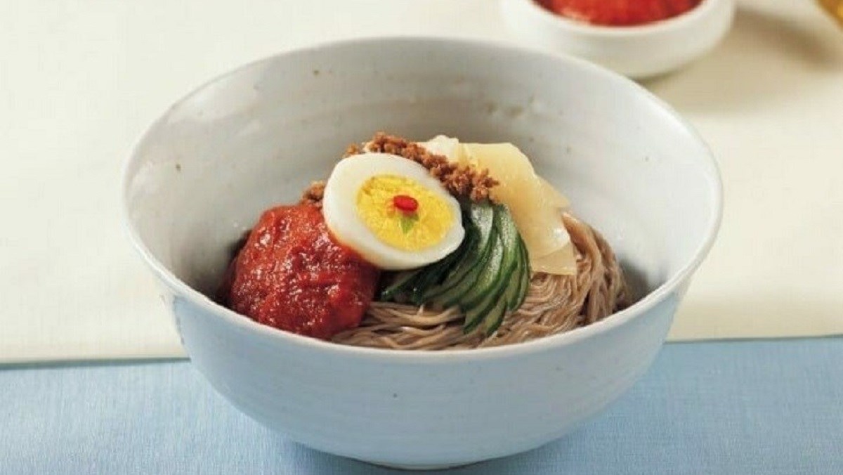 Mì lạnh Naengmyeon-bibim