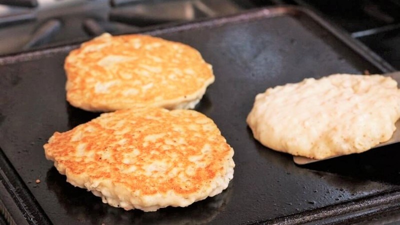 Ưu điểm l&agrave;m b&aacute;nh yến mạch bằng chảo