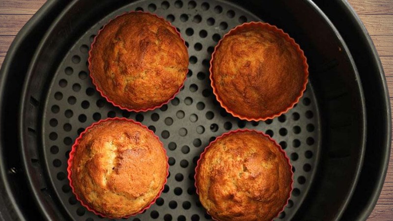 Ưu điểm l&agrave;m b&aacute;nh muffin bằng nồi chi&ecirc;n kh&ocirc;ng dầu