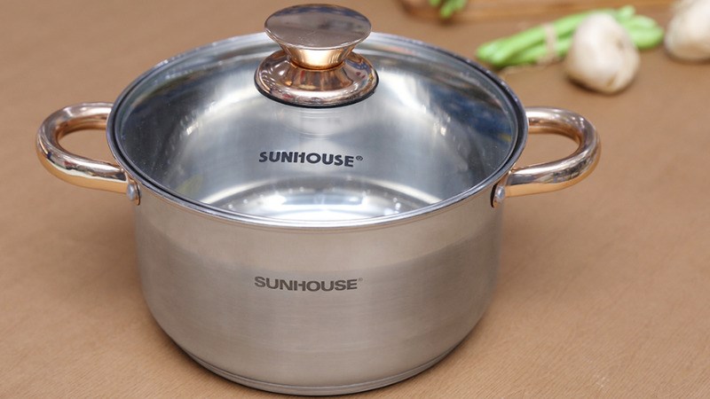 nồi inox 5 đ&aacute;y nắp k&iacute;nh 20 cm Sunhouse SHG24220