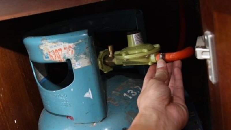 Tắt bếp, kh&oacute;a ga khi kh&ocirc;ng sử dụng