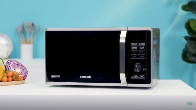 L&ograve; vi s&oacute;ng c&oacute; nướng Samsung MG23K3575AS/SV-N 23 l&iacute;t