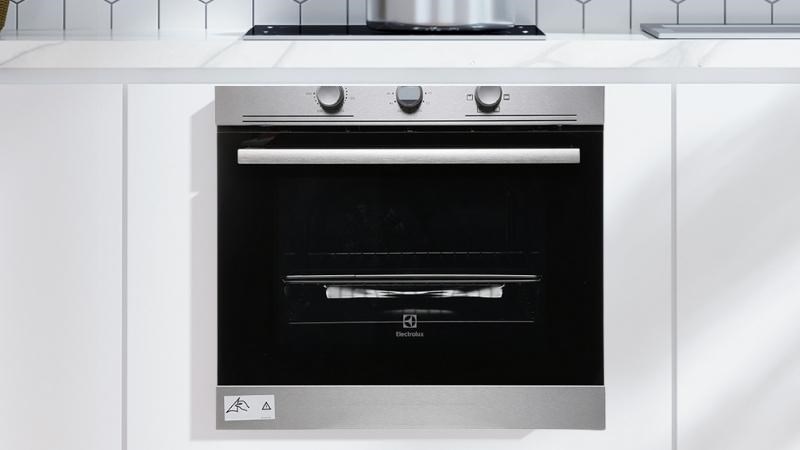 lò nướng âm Electrolux EOB2100COX 53 lít