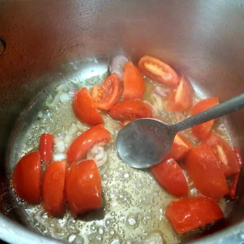 Bước 3 Làm canh hàu nấu măng chua Canh hàu nấu măng chua