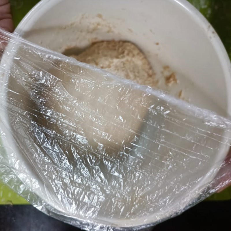 Bước 2 Nhồi và ủ bột Bánh mì nguyên cám nho khô