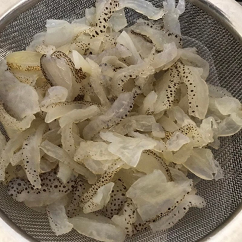 Bước 1 Sơ chế nguyên liệu Nộm sứa hoa chuối (Công thức chia sẻ từ người dùng)