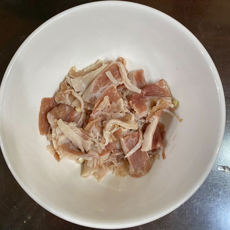 Bước 1 Sơ chế nguyên liệu Cải thảo xào thịt bò (Công thức được chia sẻ từ người dùng)