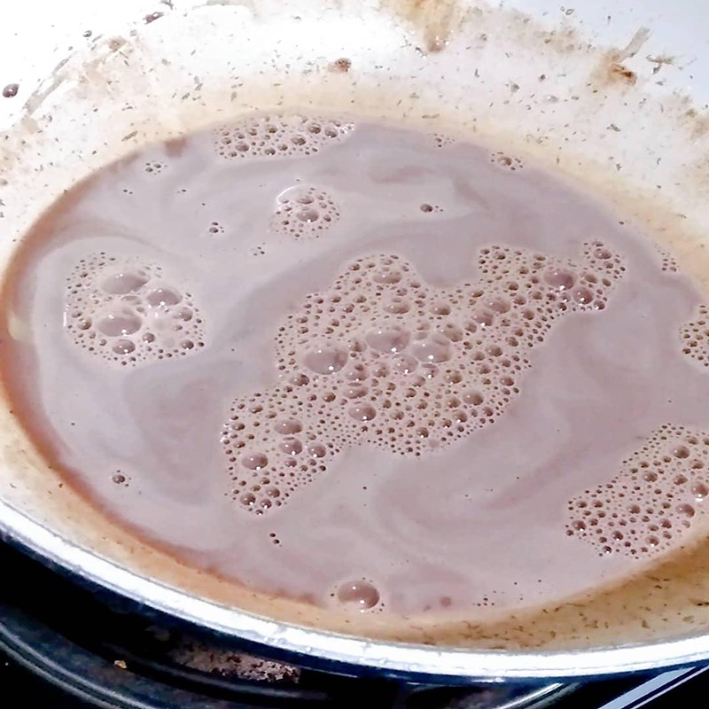 Bước 1 Làm hỗn hợp kem trứng Bánh bông lan kem trứng socola