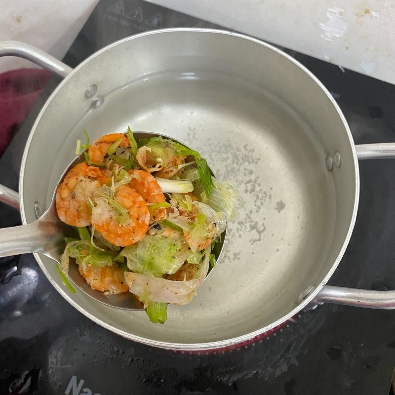 Bước 3 Nấu canh Canh bắp cải tôm khô