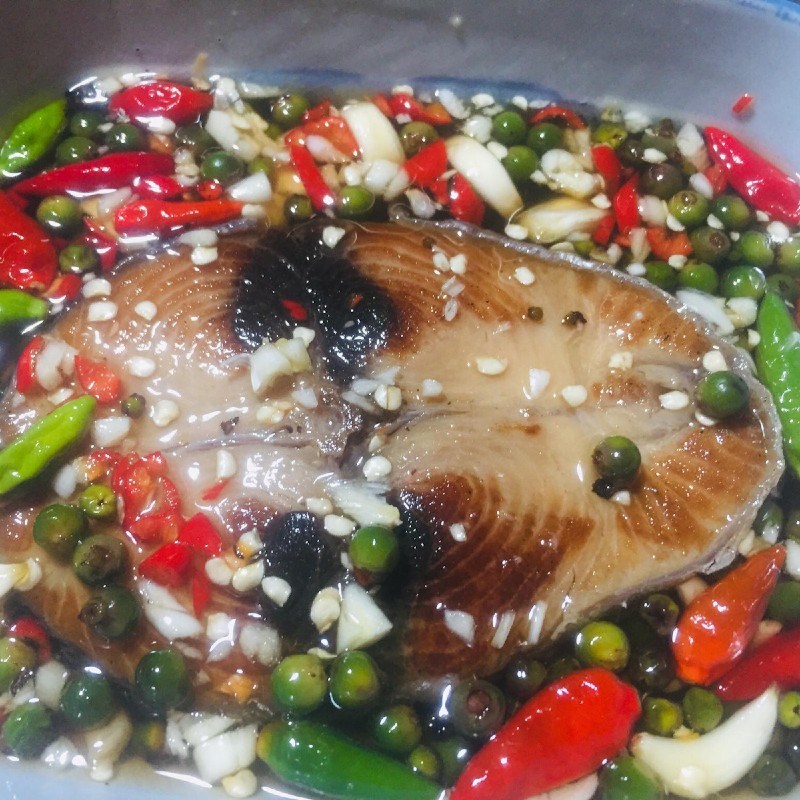 Bước 2 Ngâm cá Cá ngừ ngâm mắm (công thức chia sẻ từ người dùng)