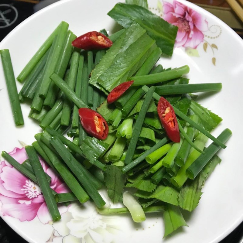 Bước 1 Sơ chế nguyên liệu Cá chép hấp xì dầu (công thức được chia sẻ từ người dùng)