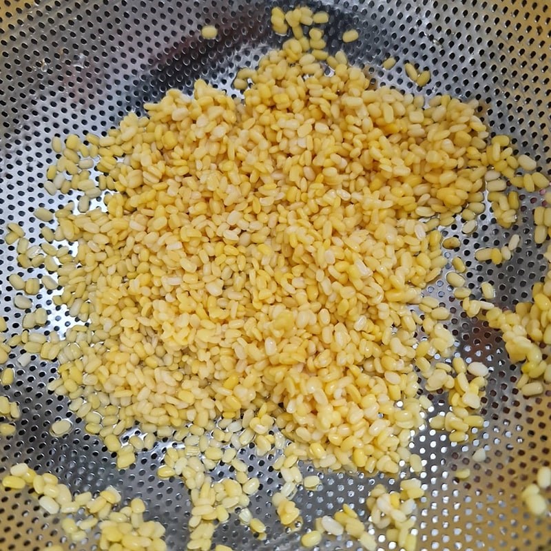 Bước 1 Sơ chế nguyên liệu Xôi chè ( Công thức được chia sẻ từ người dùng)