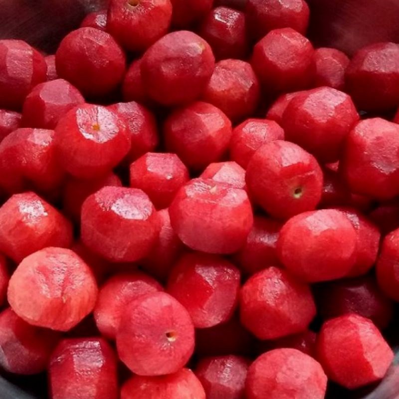 Step 1 Preliminary preparation of ingredients Plum shake with chili salt (recipe shared from users)