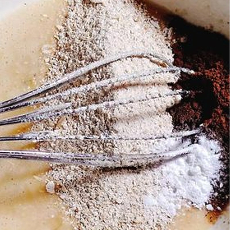 Bước 2 Trộn bột Bánh chuối yến mạch cacao phô mai