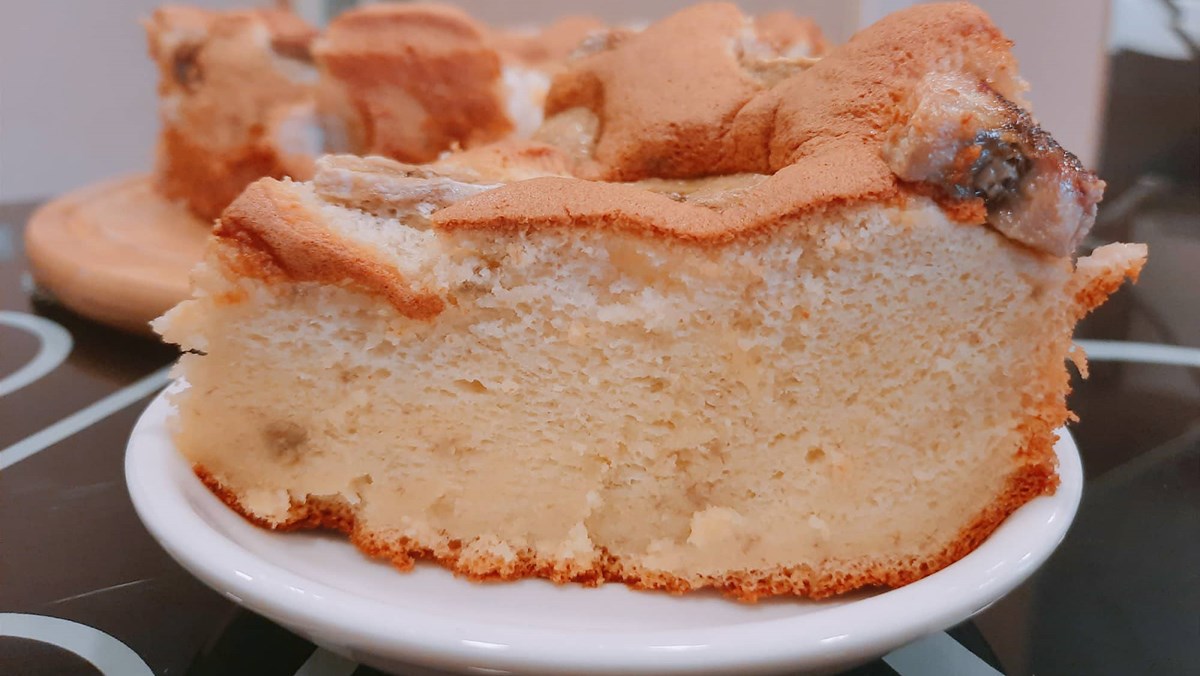 Bánh bông lan chuối sữa chua