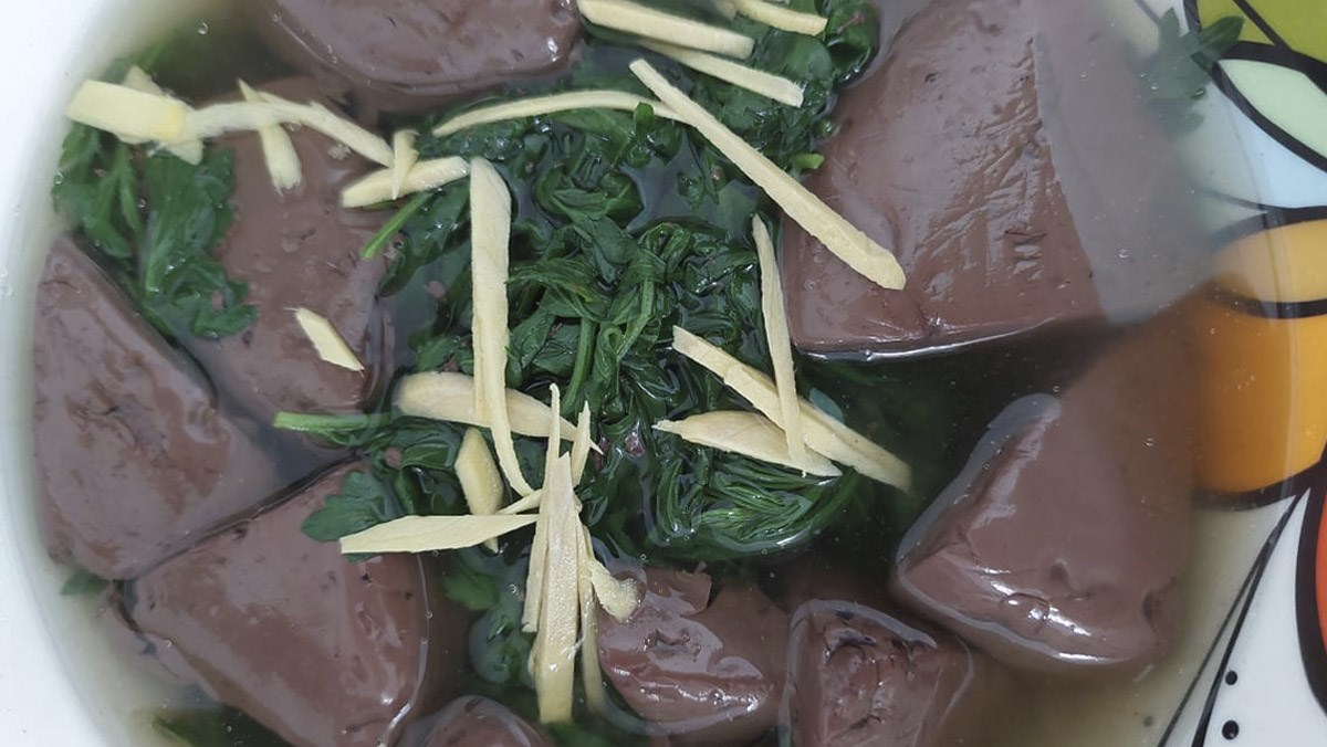 Canh huyết chưng rau ngải cứu (Công thức được chia sẻ từ người dùng)