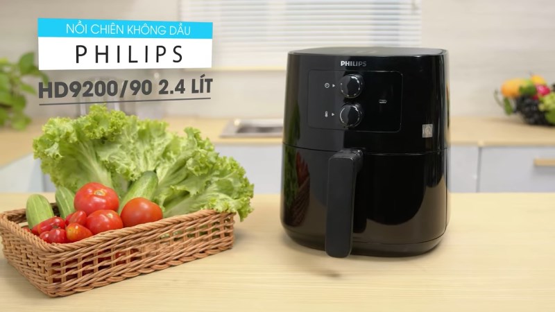 Nhược điểm dung t&iacute;ch nhỏ của nồi chi&ecirc;n kh&ocirc;ng dầu Philips HD9200/90 2.4 l&iacute;t