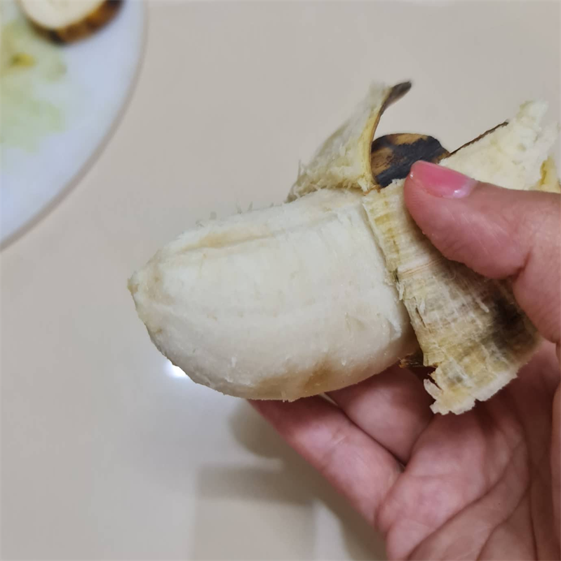 Bước 1 Sơ chế nguyên liệu Sinh tố bơ chuối