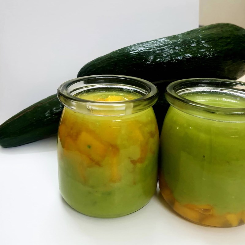 Bước 3 Đổ hũ Panna cotta bơ xoài