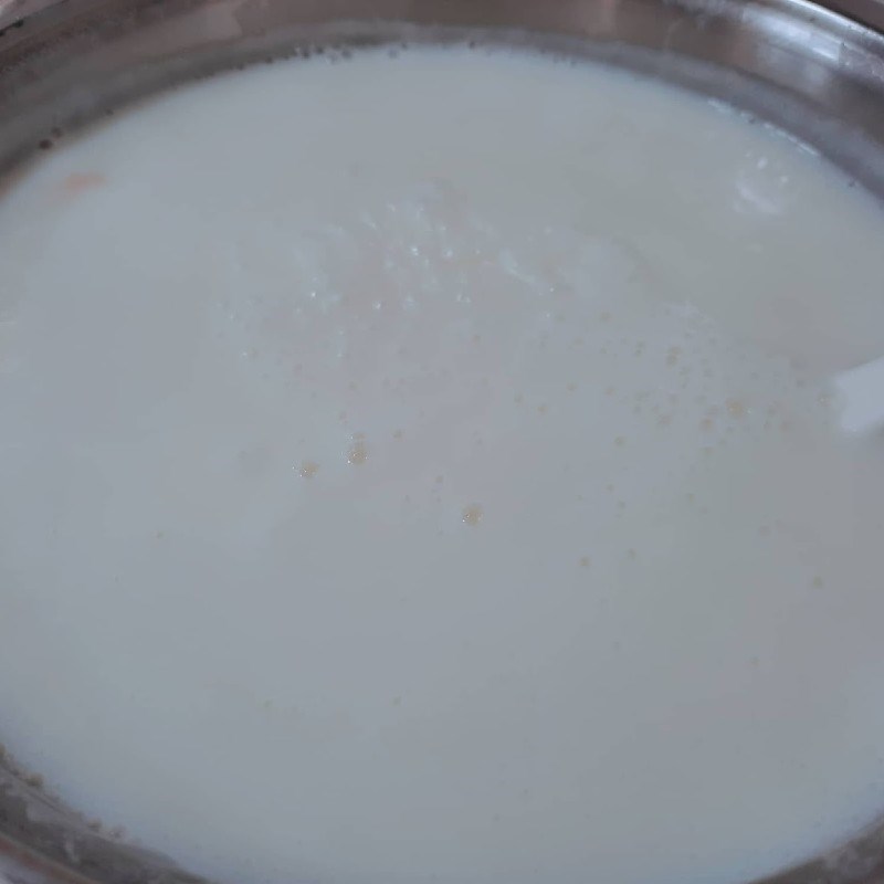 Bước 2 Khuấy tan hỗn hợp Pudding sữa tươi của người Hồi giáo