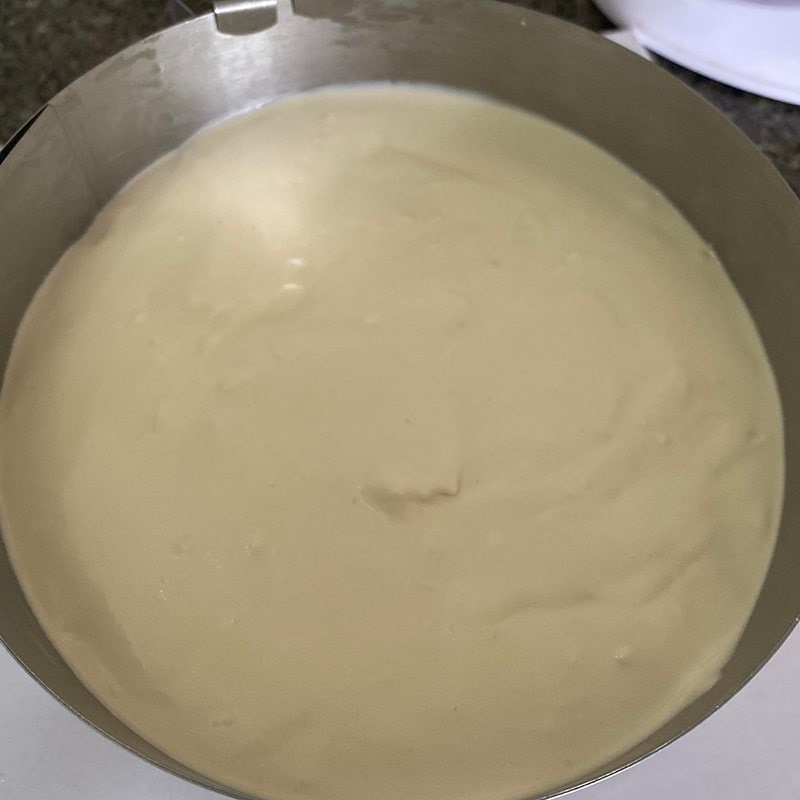 Bước 2 Làm cốt bánh bông lan Bánh bông lan trân châu đường đen (Công thức được chia sẻ từ người dùng)