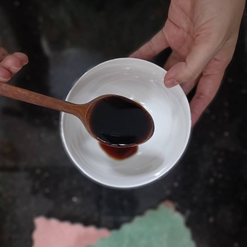 Bước 1 Pha nước sốt Nước sốt hủ tiếu khô (công thức chia sẻ từ người dùng)