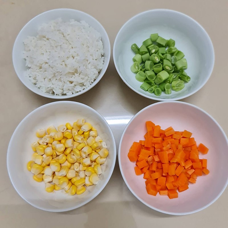 Bước 1 Sơ chế nguyên liệu Cơm chay lá sen (Công thức được chia sẻ từ người dùng)