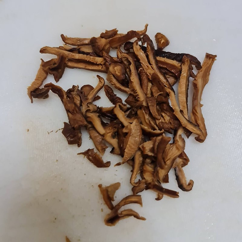 Bước 1 Sơ chế nguyên liệu Cơm chay lá sen (Công thức được chia sẻ từ người dùng)