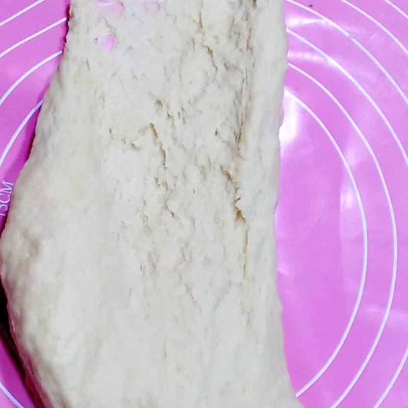 Bước 3 Tạo hình bánh mì cua Bánh mì cua sữa dừa