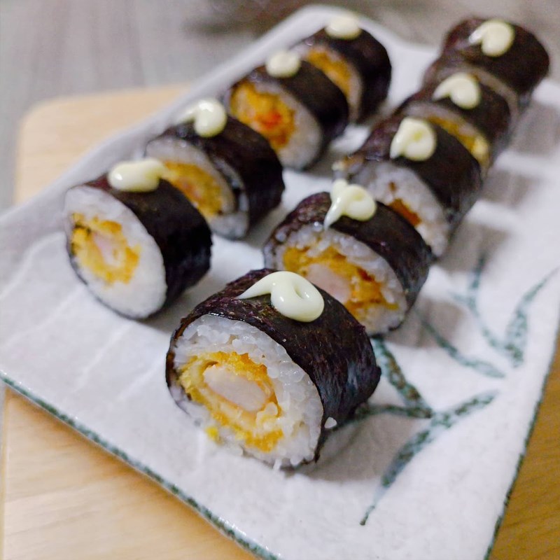 Bước 6 Thành phẩm Sushi tôm tempura chiên giòn