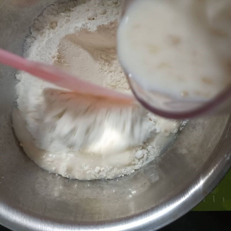 Bước 1 Trộn bột Bánh mì sữa phô mai cream cheese